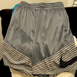 Men’s Nike Elite shorts.